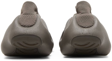 イージー450 "シンダー" (Yeezy 450 "Shindā") GX9662 Details for イージー450 "シンダー" (Yeezy 450 "Shindā") GX9662