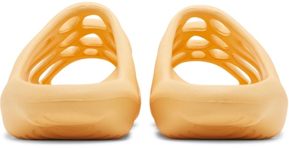 YEEZY 450スライド "クリーム" GZ9864 Details for YEEZY 450スライド "クリーム" GZ9864