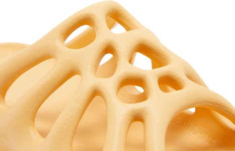 YEEZY 450スライド "クリーム" GZ9864 1