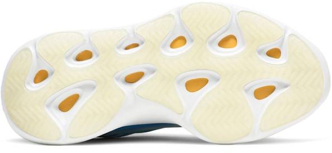 adidas Yeezy 700 V3 'Arzareth' Sepatu Sneaker G54850 Shop adidas Yeezy 700 V3 'Arzareth' Sepatu Sneaker G54850