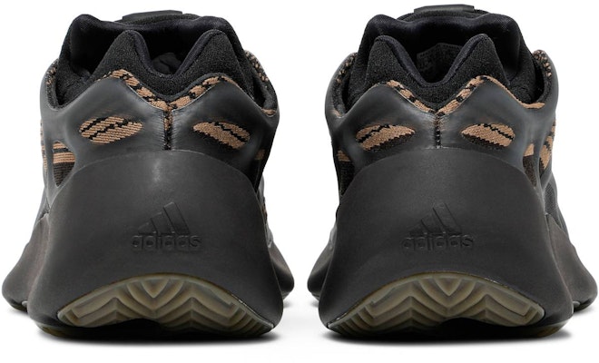 adidas Yeezy 700 V3 'Clay Brown' GY0189 Details for adidas Yeezy 700 V3 'Clay Brown' GY0189