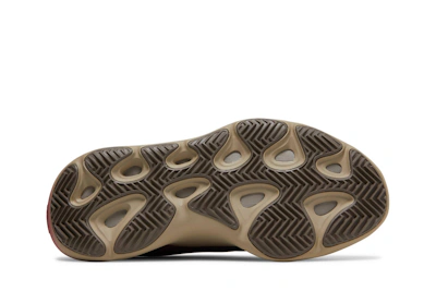 adidas Yeezy 700 V3 'Fade Carbon'