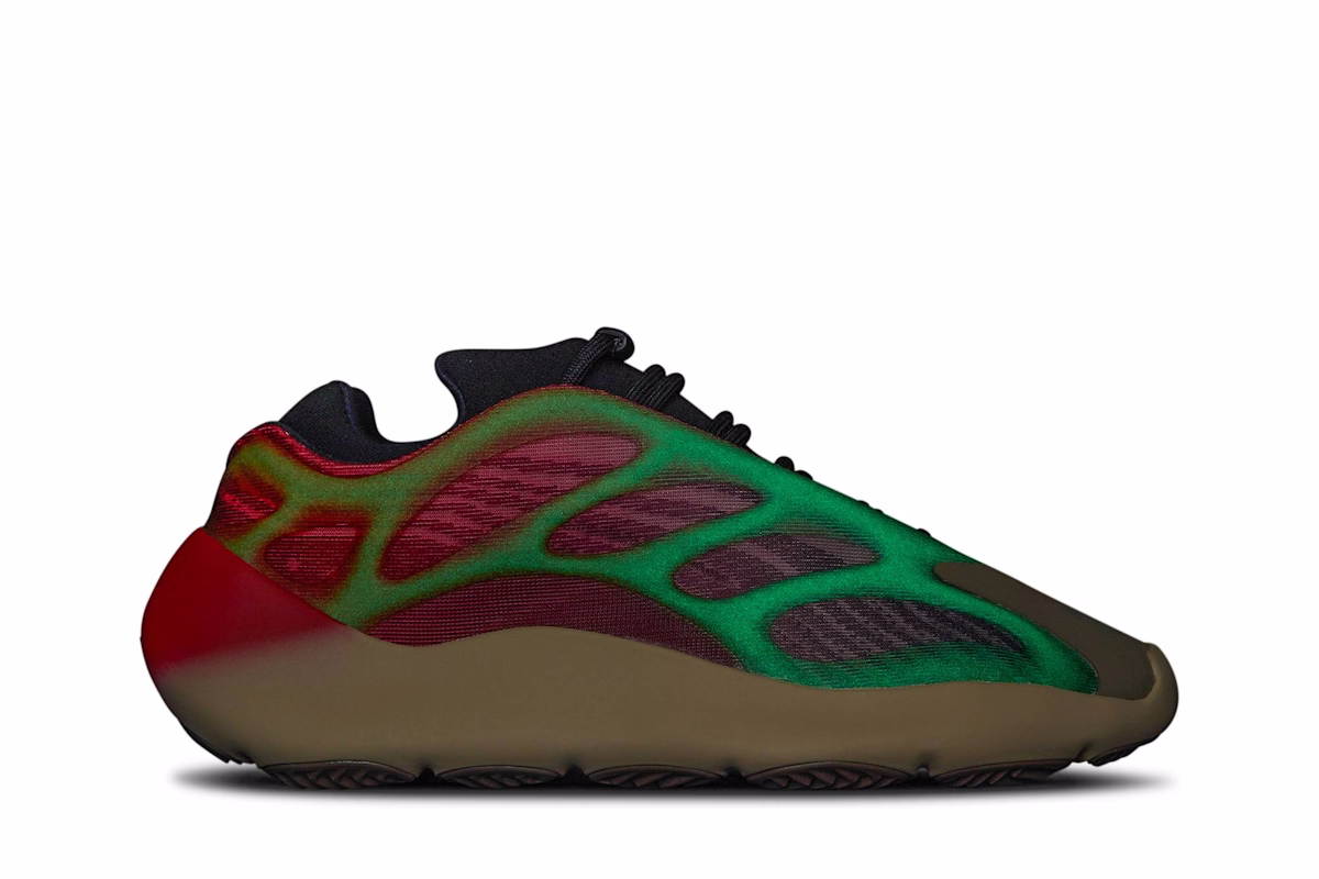 adidas Yeezy 700 V3 'Fade Carbon'