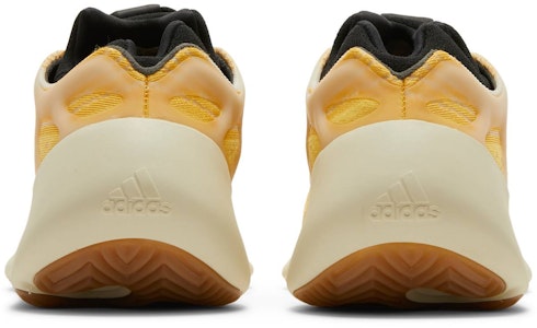 YEEZY 700 V3 モノサフラワー HP5425 Details for YEEZY 700 V3 モノサフラワー HP5425