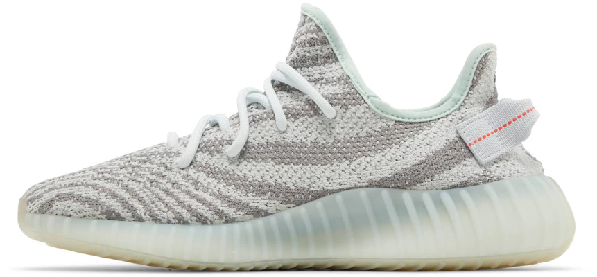 adidas Yeezy Boost 350 V2 2023 'Blue Tint' Sepatu Sneaker Biru B37571-23 Lookbook adidas Yeezy Boost 350 V2 2023 'Blue Tint' Sepatu Sneaker Biru B37571-23