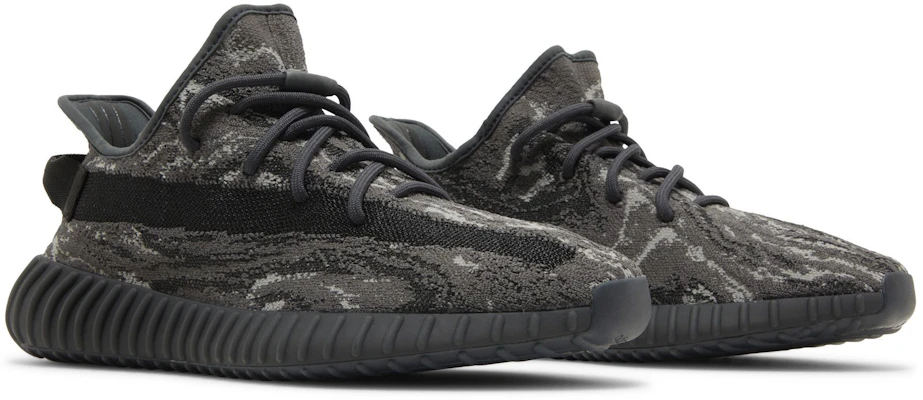 adidas Yeezy Boost 350 V2 ''MX Dark Salt'' ID4811 1