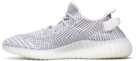 adidas Yeezy Boost 350 V2 '靜態非反光' EF2905 Lookbook adidas Yeezy Boost 350 V2 '靜態非反光' EF2905