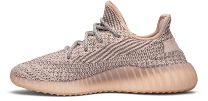 YEEZY BOOST 350 V2 Synth リフレクティブ FV5666 Lookbook YEEZY BOOST 350 V2 Synth リフレクティブ FV5666