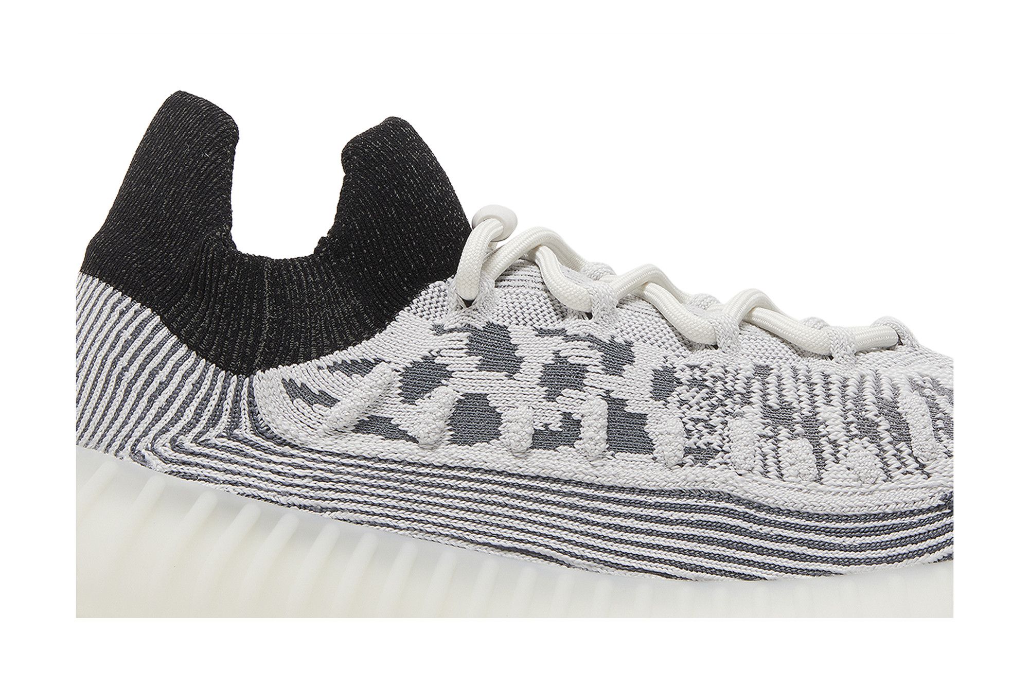 Lookbook adidas Yeezy Boost 350 V2 CMPCT ''Panda'' Schwarz Weiß IG9608
