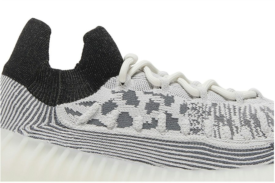 adidas Yeezy Boost 350 V2 CMPCT ''Panda'' Schwarz Weiß IG9608 Lookbook adidas Yeezy Boost 350 V2 CMPCT ''Panda'' Schwarz Weiß IG9608