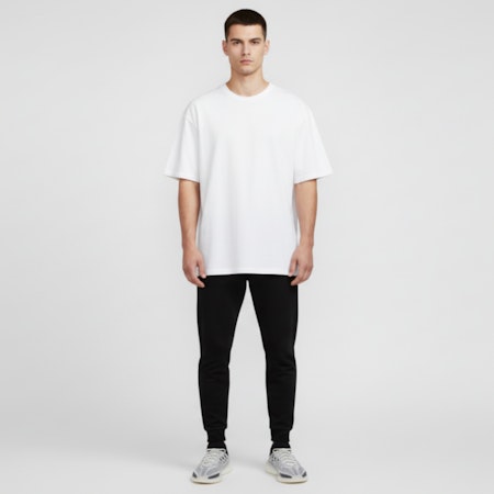 adidas Yeezy Boost 350 V2 CMPCT 'Panda' Sepatu Sneakers IG9608 Lookbook adidas Yeezy Boost 350 V2 CMPCT 'Panda' Sepatu Sneakers IG9608