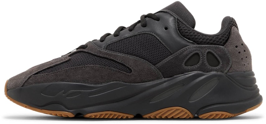 adidas Yeezy Boost 700 2023 'Utility Black' FV5304-23 Lookbook adidas Yeezy Boost 700 2023 'Utility Black' FV5304-23