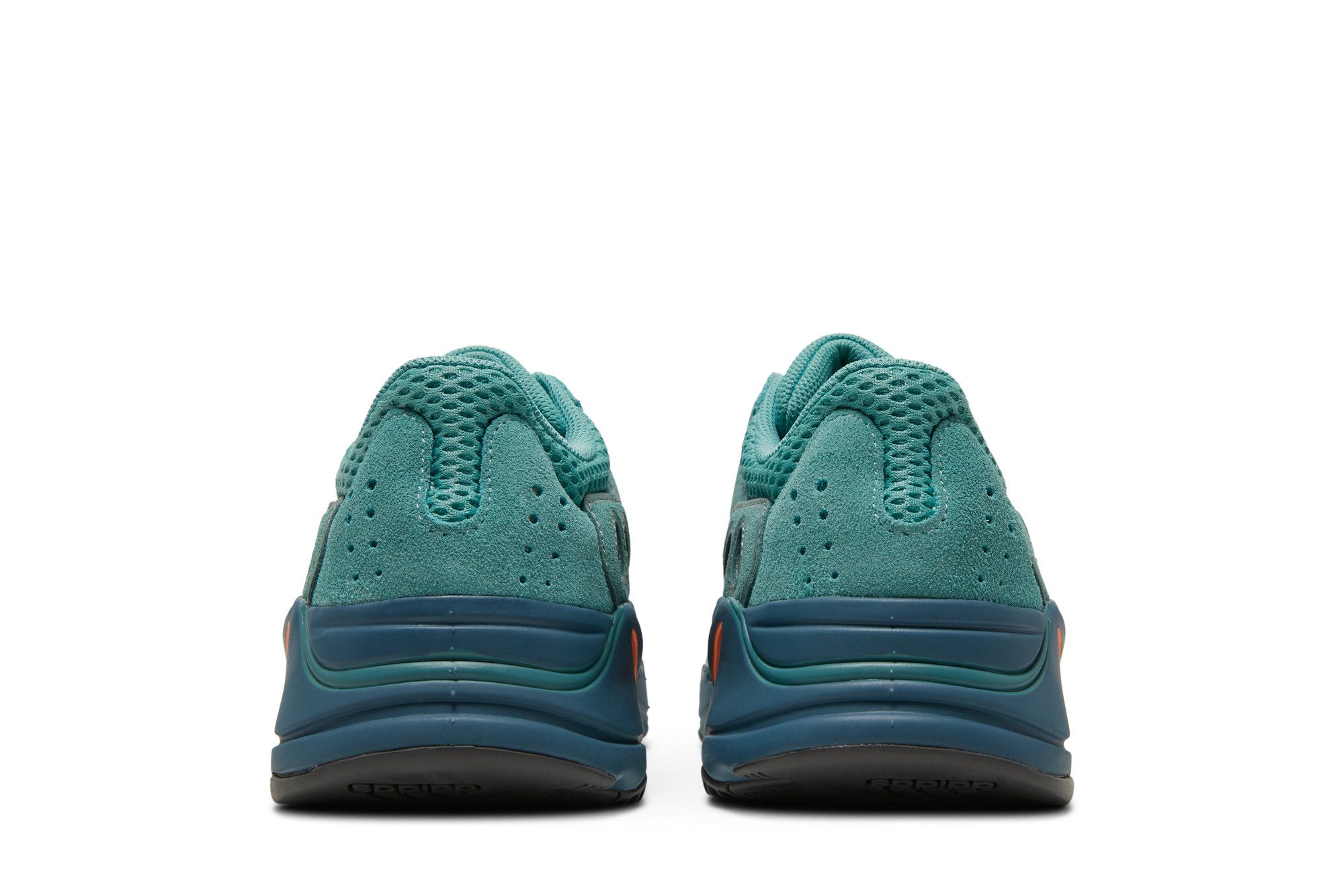 Sizing 阿迪达斯 椰子Boost 700 '褪色天蓝' GZ2002