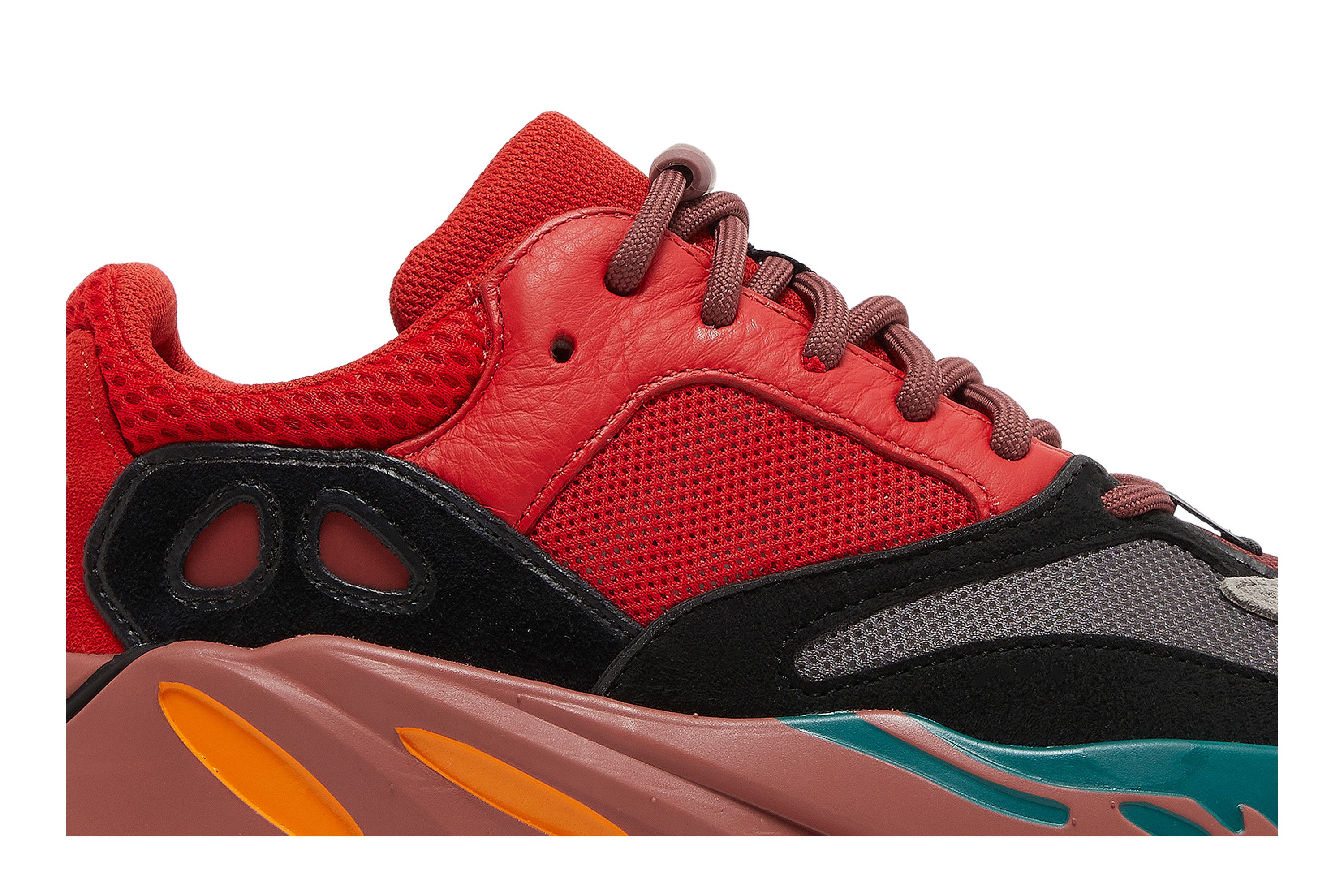 Lookbook adidas Yeezy Boost 700 ''Hi-Res Rot'' HQ6979