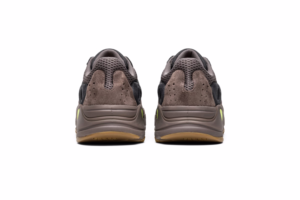 adidas Yeezy Boost 700 'Mauve' EE9614