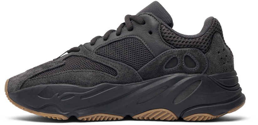 adidas Yeezy Boost 700 'Utility Black' FV5304 Lookbook adidas Yeezy Boost 700 'Utility Black' FV5304