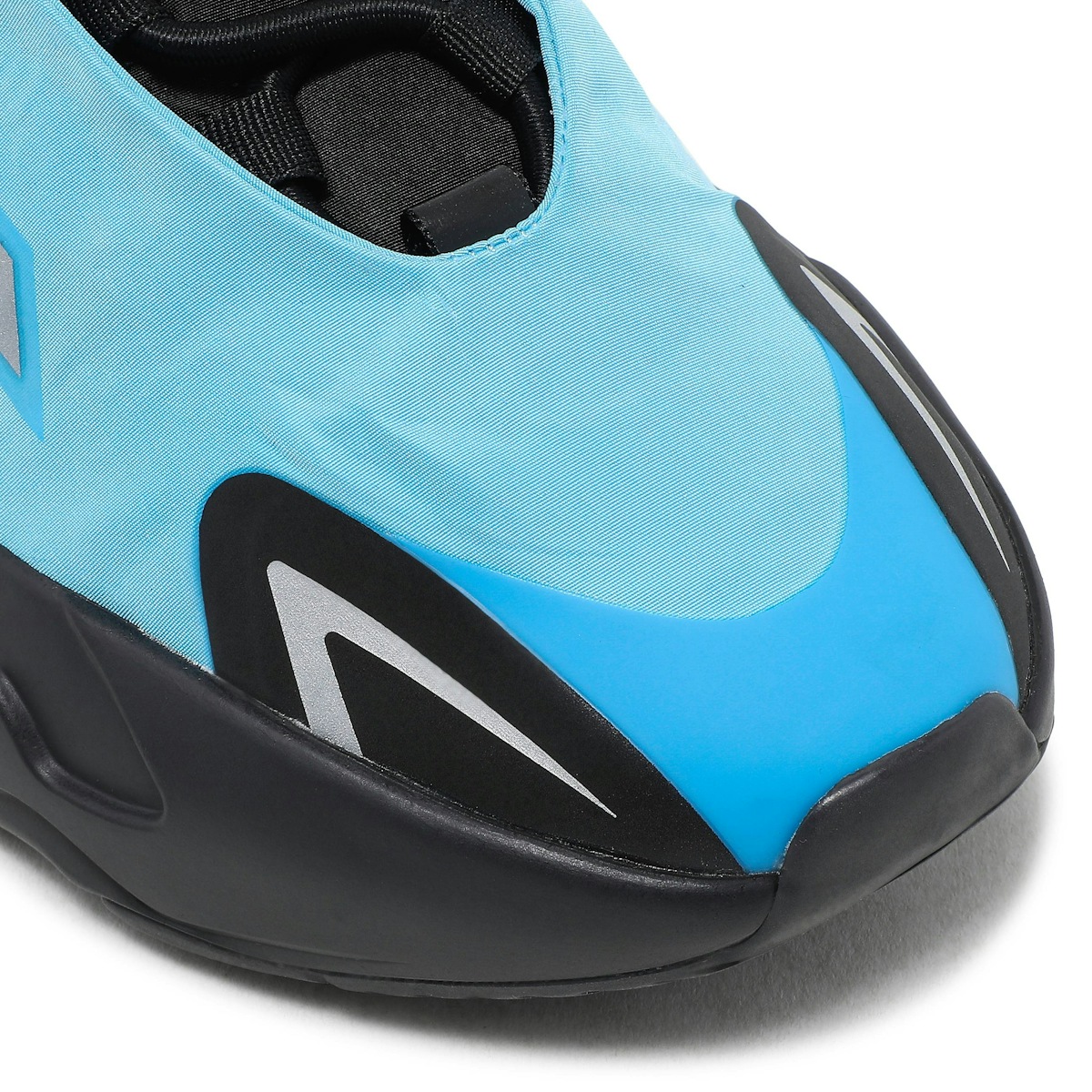 adidas Yeezy Boost 700 MNVM 'Bright Cyan' GZ3079