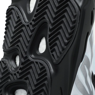 阿迪达斯Yeezy Boost 700 MNVN '蓝色染色' GZ0711 3