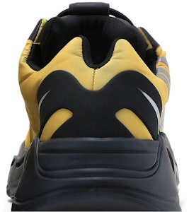 阿迪达斯 椰子 700 MNVN '蜜流' GZ0717 Sizing 阿迪达斯 椰子 700 MNVN '蜜流' GZ0717