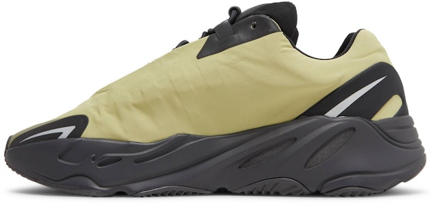 adidas Yeezy Boost 700 MNVN 'Resin' Lelaki & Wanita Sneakers GW9525 Lookbook adidas Yeezy Boost 700 MNVN 'Resin' Lelaki & Wanita Sneakers GW9525