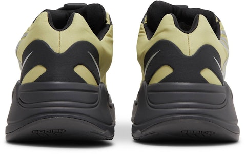 adidas Yeezy Boost 700 MNVN 'Resin' Lelaki & Wanita Sneakers GW9525 Details for adidas Yeezy Boost 700 MNVN 'Resin' Lelaki & Wanita Sneakers GW9525