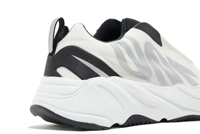 adidas Yeezy Boost 700 MNVN Laceless 'Analog'