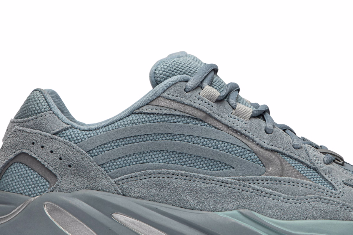 adidas Yeezy Boost 700 V2 'Hospital Blue' FV8424