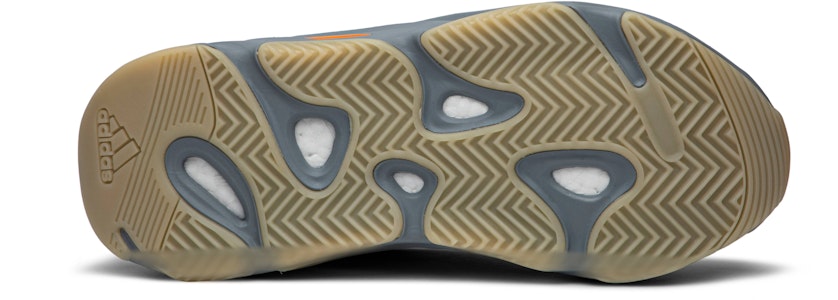 阿迪达斯Yeezy Boost 700 V2 'Inertia' 惯性配色 FW2549 Shop 阿迪达斯Yeezy Boost 700 V2 'Inertia' 惯性配色 FW2549