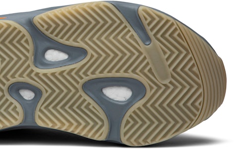 阿迪达斯Yeezy Boost 700 V2 'Inertia' 惯性配色 FW2549 Purchase 阿迪达斯Yeezy Boost 700 V2 'Inertia' 惯性配色 FW2549