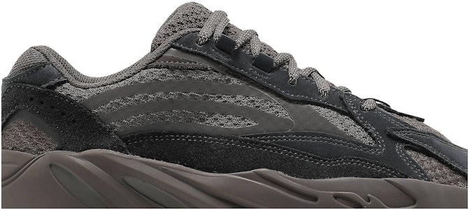 아디다스 이지 부스트 700 V2 '모브' GZ0724 Order 아디다스 이지 부스트 700 V2 '모브' GZ0724