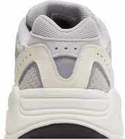 Sizing adidas Yeezy Boost 700 V2 'Static' Sepatu Pria EF2829