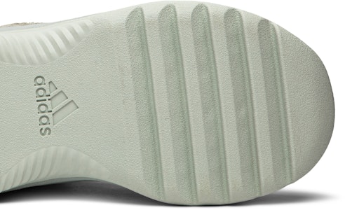 adidas Yeezy Desert Boot 'Salt' Sepatu Pria FV5677 Purchase adidas Yeezy Desert Boot 'Salt' Sepatu Pria FV5677