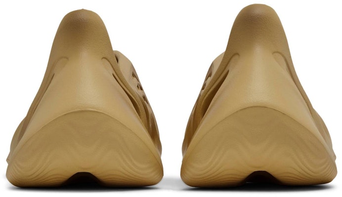 adidas Yeezy Foam Runner 'Desert Sand' GV6843 Details for adidas Yeezy Foam Runner 'Desert Sand' GV6843