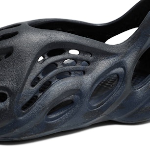 adidas Yeezy Foam Runner 'Biru Mineral' GV7903 1