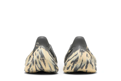 adidas Yeezy Foam Runner 'MXT Moon Grey' GV7904