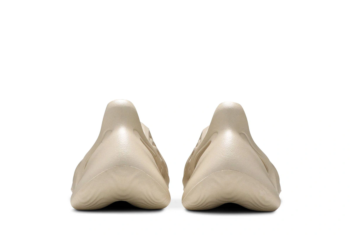 adidas Yeezy Foam Runner 'Sand' FY4567