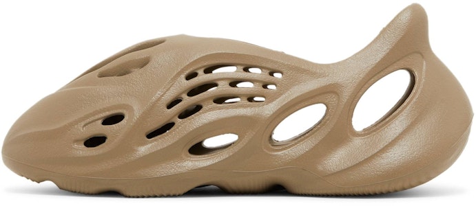 adidas Yeezy 泡沫跑鞋『石褐色』ID4752 Lookbook adidas Yeezy 泡沫跑鞋『石褐色』ID4752