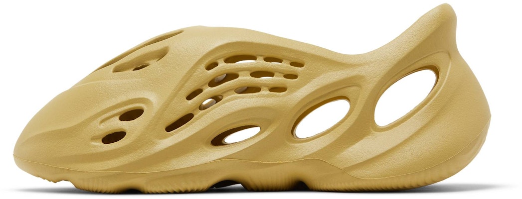 adidas Yeezy Foam Runner 'Sulfur' GV6775 Lookbook adidas Yeezy Foam Runner 'Sulfur' GV6775