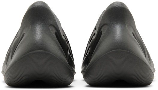 아디다스 이지 폼 러너 아동 '카본' (50 characters) IG5351 Details for 아디다스 이지 폼 러너 아동 '카본' (50 characters) IG5351