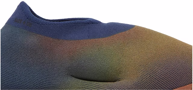 Yeezyニットランナー "フェードインディゴ" HP3370 Order Yeezyニットランナー "フェードインディゴ" HP3370