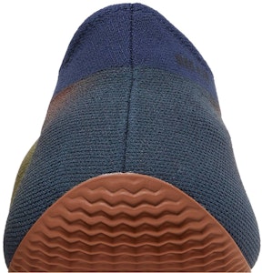 Yeezyニットランナー "フェードインディゴ" HP3370 Sizing Yeezyニットランナー "フェードインディゴ" HP3370