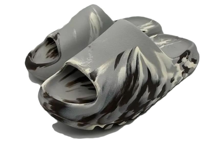 Lookbook 阿迪达斯 椰子拖鞋 '火焰油' GZ5553