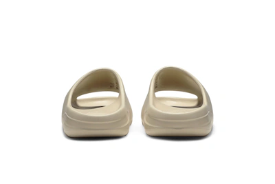 adidas Yeezy Slides 'Bone' FW6345