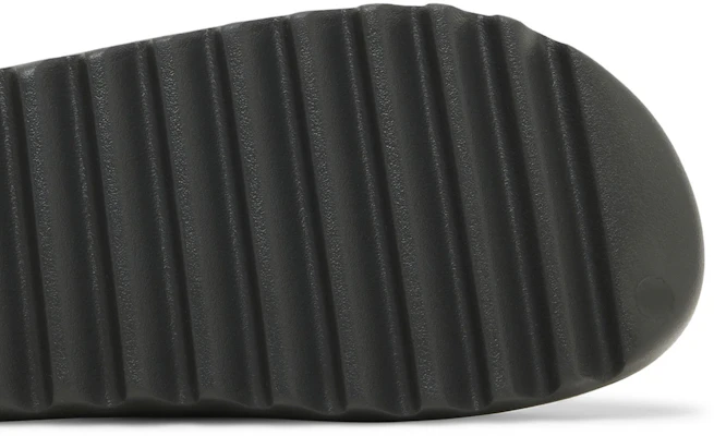 adidas Yeezy Slides ''Dark Onyx'' Dunkelgrau Herren/Damen Slipper ID5103 Details for adidas Yeezy Slides ''Dark Onyx'' Dunkelgrau Herren/Damen Slipper ID5103