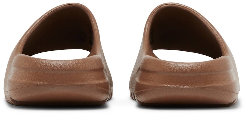 adidas Yeezy Slides 'Flax' FZ5896 Details for adidas Yeezy Slides 'Flax' FZ5896