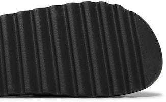 イージー スライド "グラニット" (Yeezy Slide "Granite") ID4132 Purchase イージー スライド "グラニット" (Yeezy Slide "Granite") ID4132