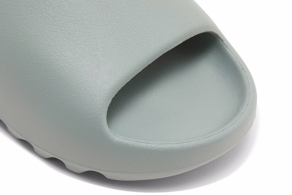 adidas Yeezy Slides 'Salt'