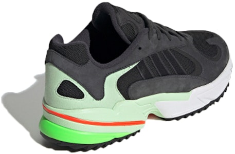 阿迪达斯 Yung-1 Trail '碳色荧光绿' EE6538 Lookbook 阿迪达斯 Yung-1 Trail '碳色荧光绿' EE6538