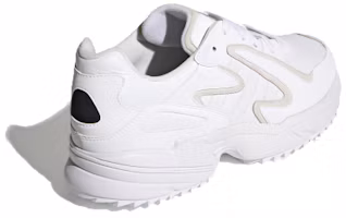 Lookbook adidas originals Yung-96 CHASM TRAIL 低筒 運動休閒鞋 男女同款 白灰