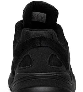 adidas Yung-1 'Triple Black' Zapatillas Negras Total G27026 Sizing adidas Yung-1 'Triple Black' Zapatillas Negras Total G27026